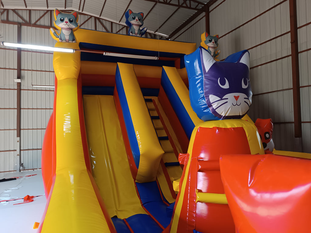 Kedi Temalı Şişme Kaydırak