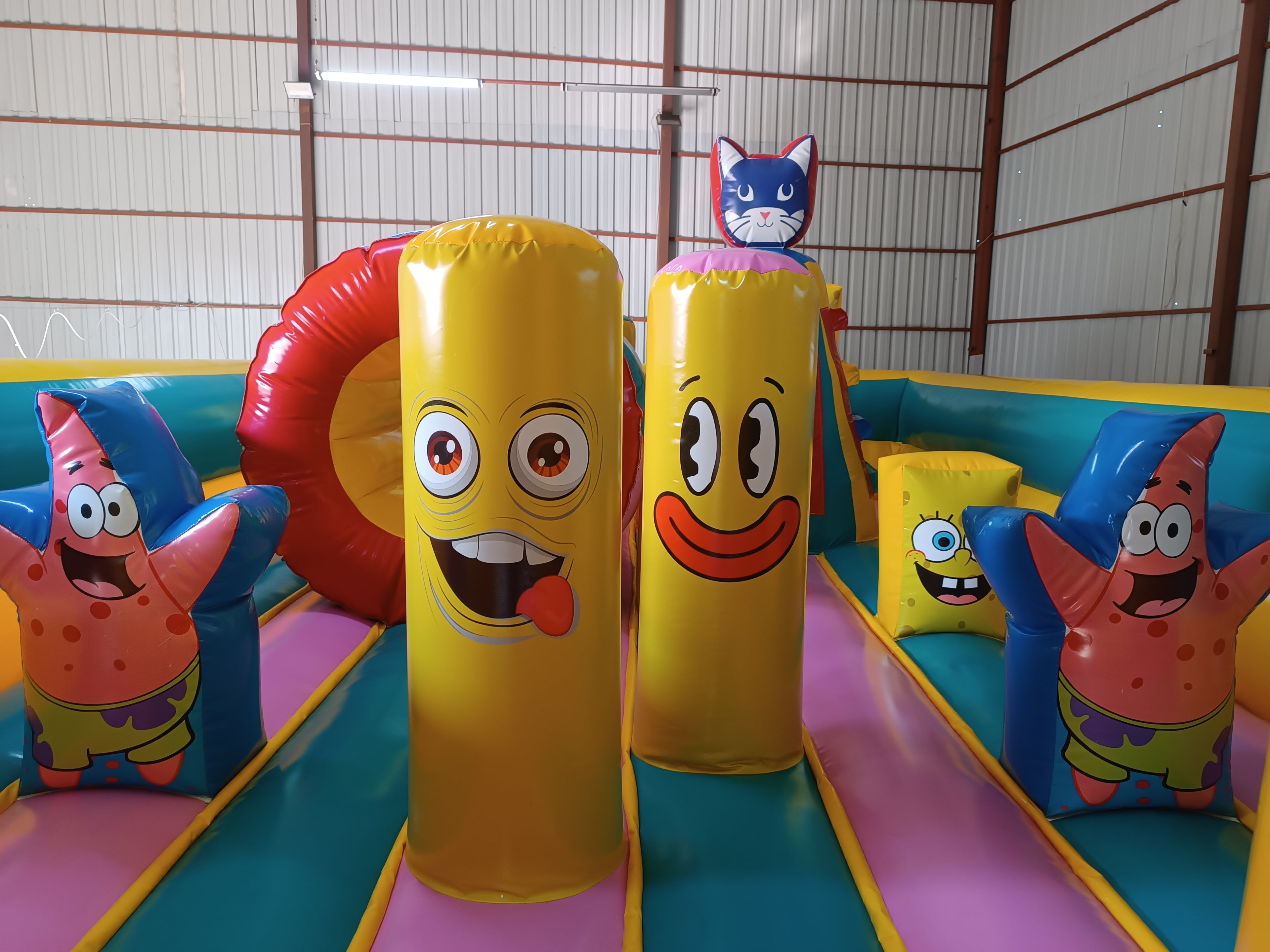 Panda Temalı Şişme Oyun Parkı