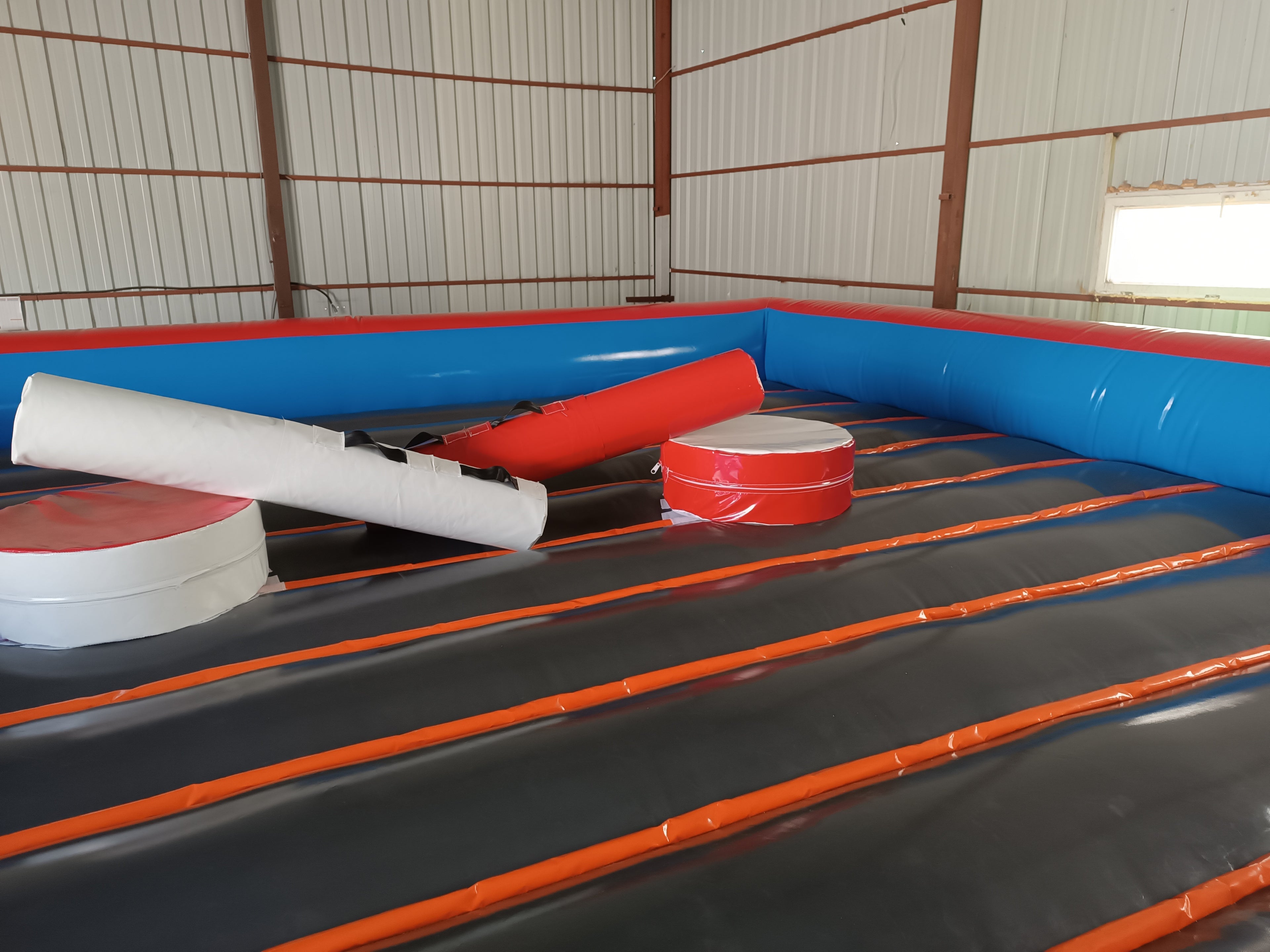 Şişme Gladyatör Oyunu