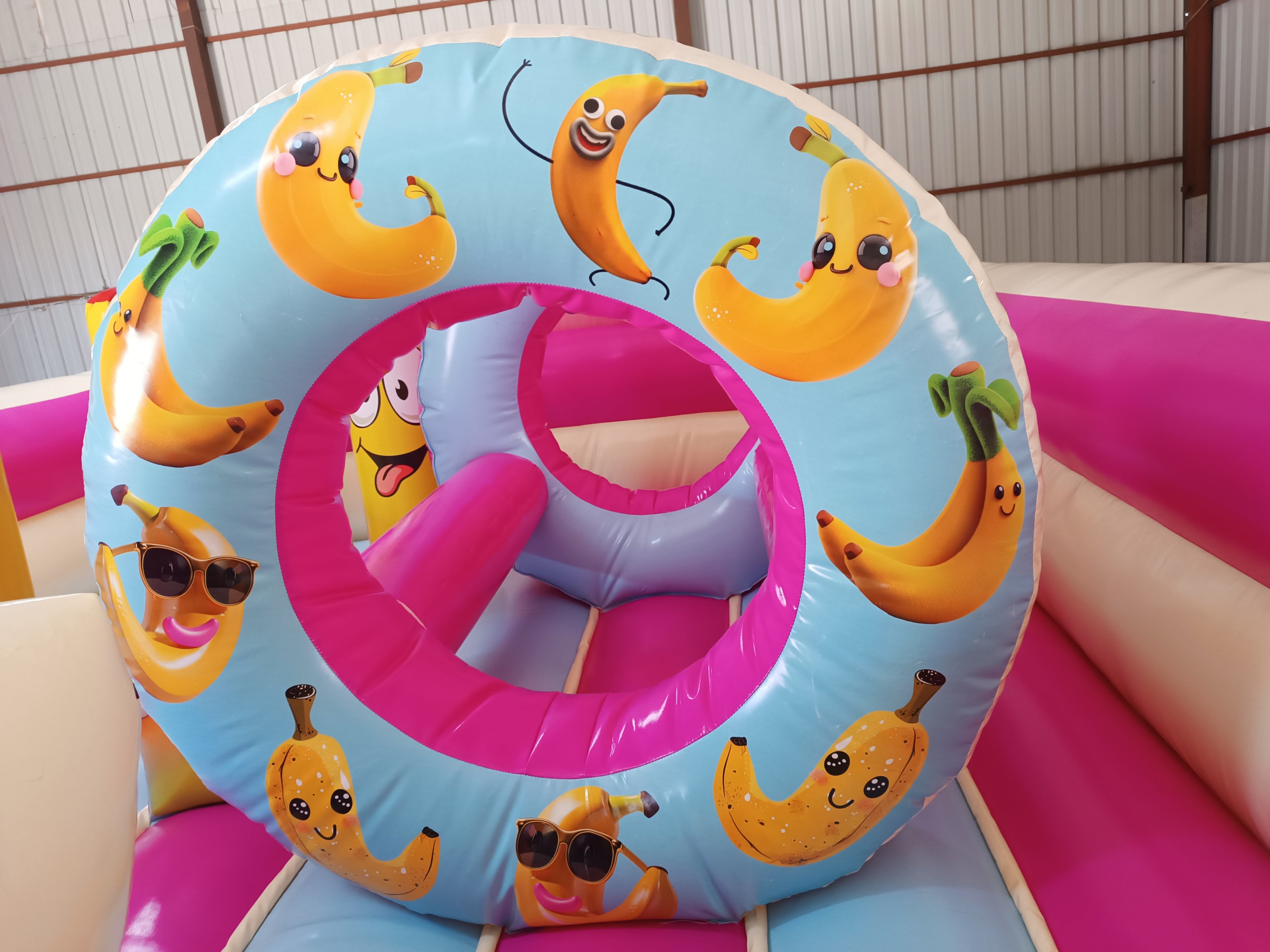 Mickey Mouse Temalı Şişme Oyun Parkı