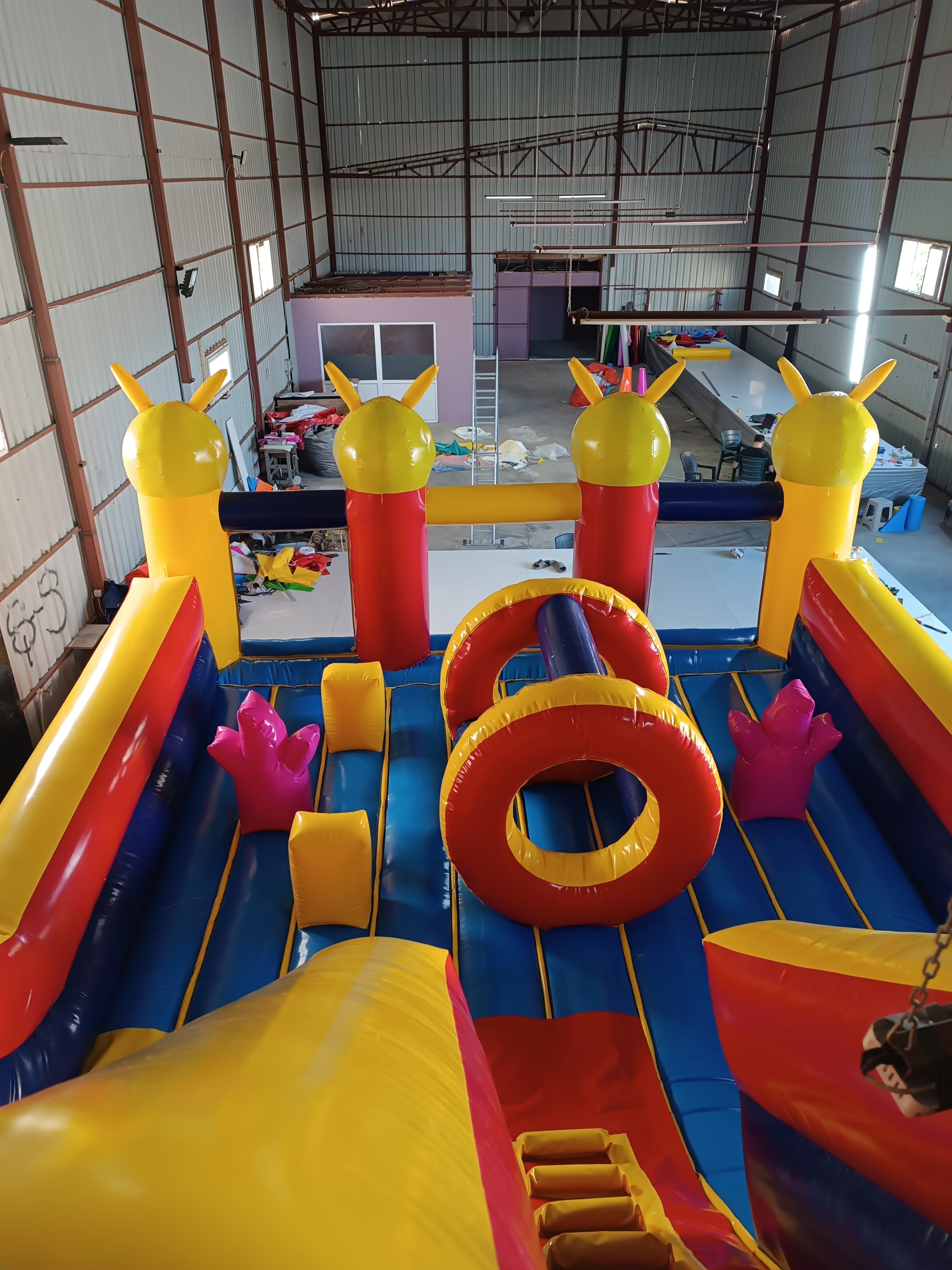 Pikachu Temalı Şişme Kaydırak