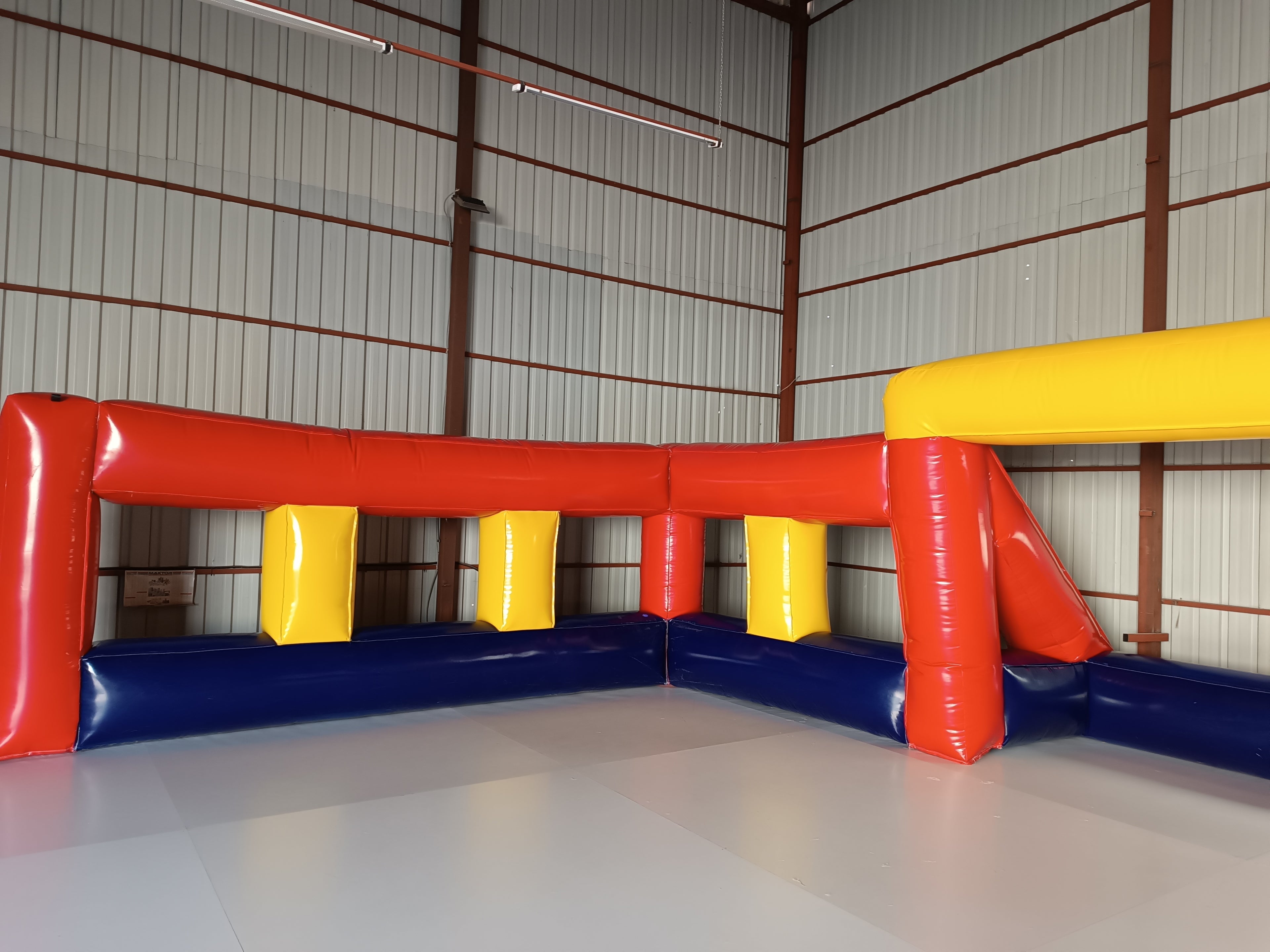 Şişme Futbol Sahası