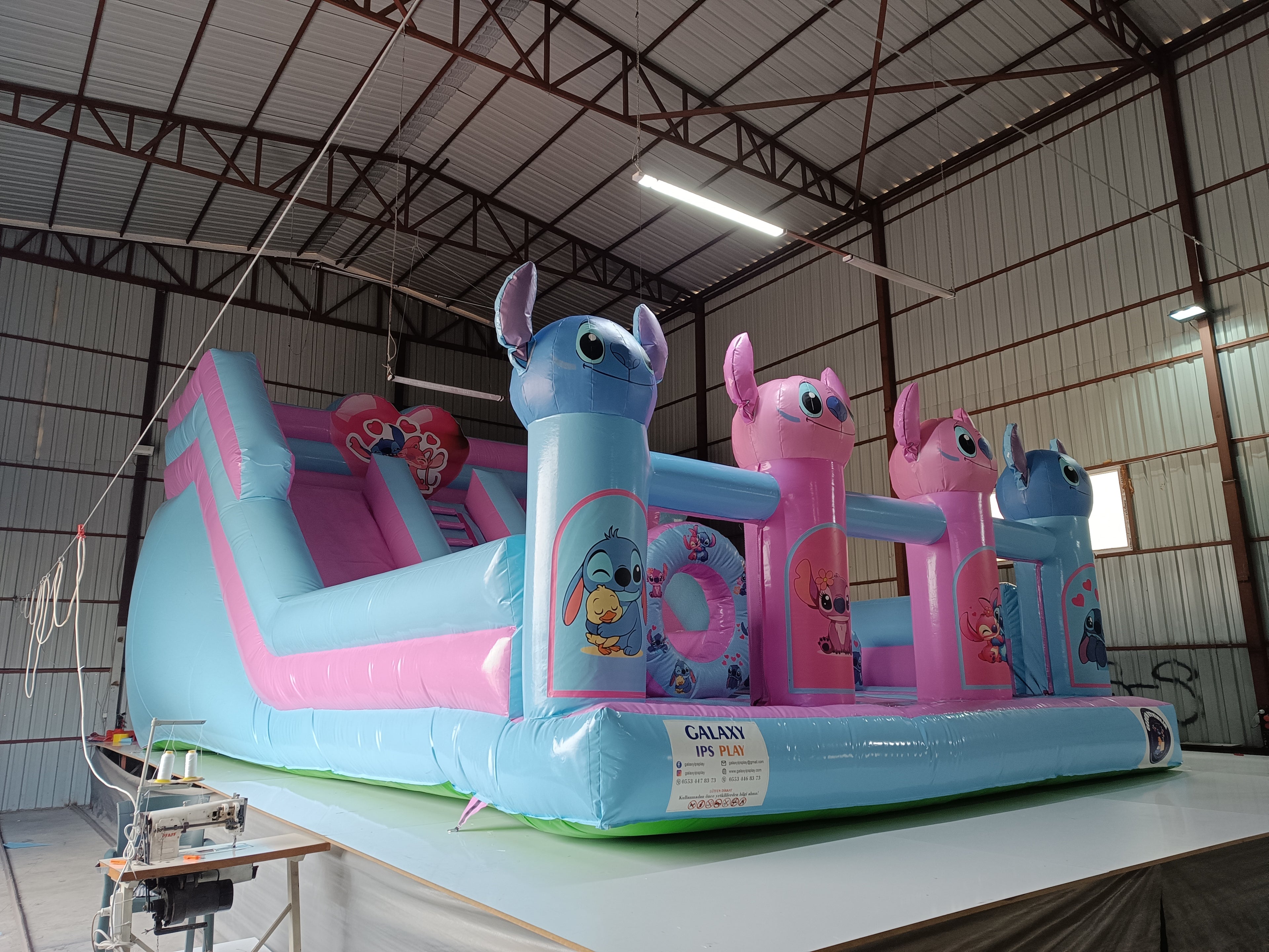 Şişme Stich Temalı Kaydırak Oyun Parkı