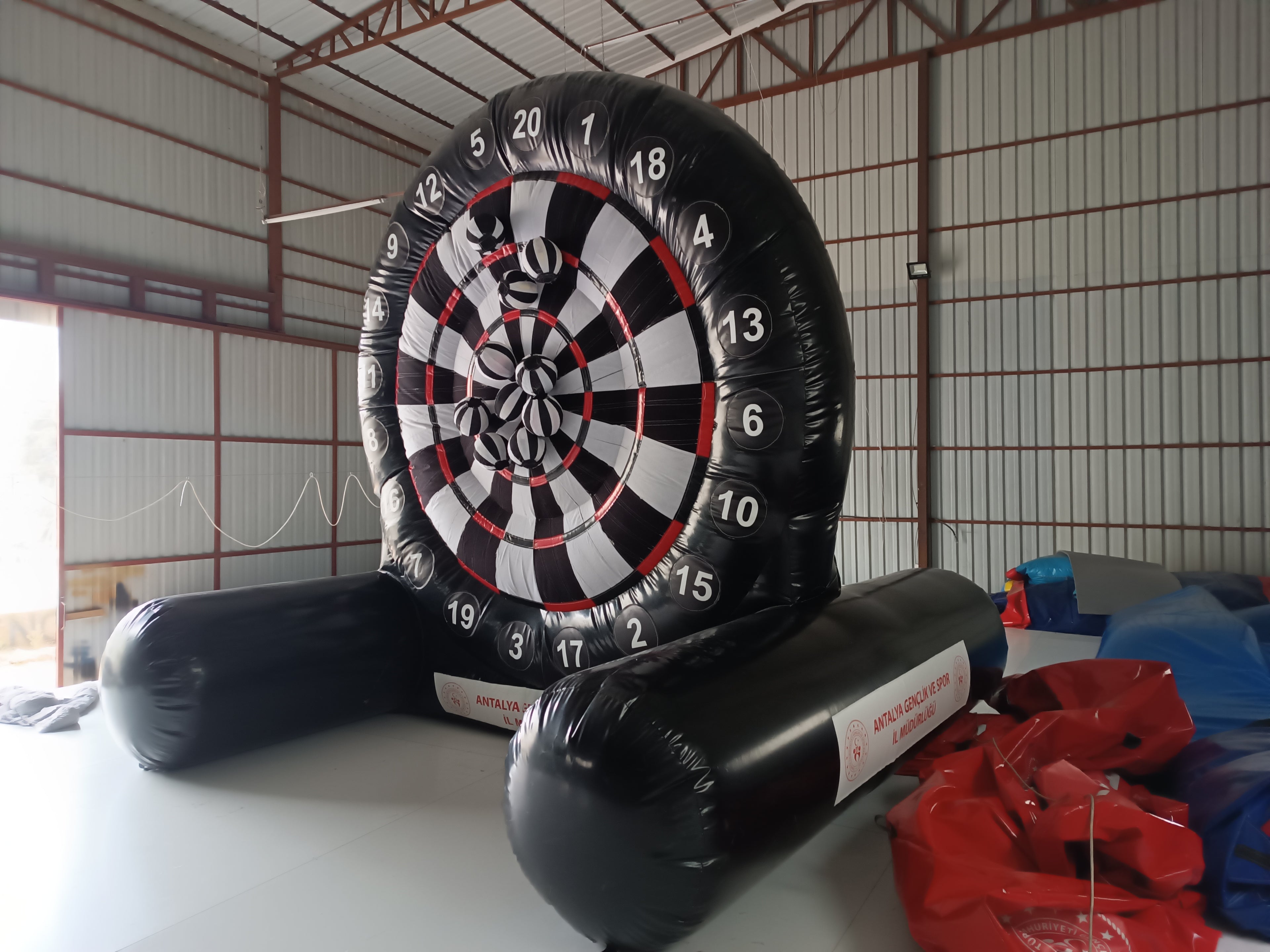 Şişme Ayak Dartı